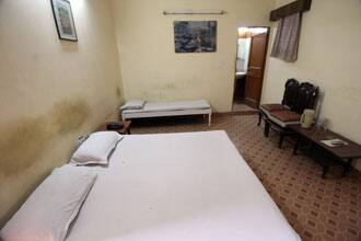 Hotel Karan, New Delhi 2
